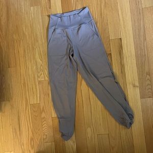 lululemon purple jogger leggings